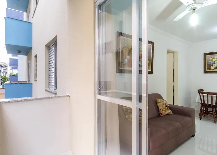 Apartamento a 100 metros da praia - 01 dormitório - Edifício Água Viva